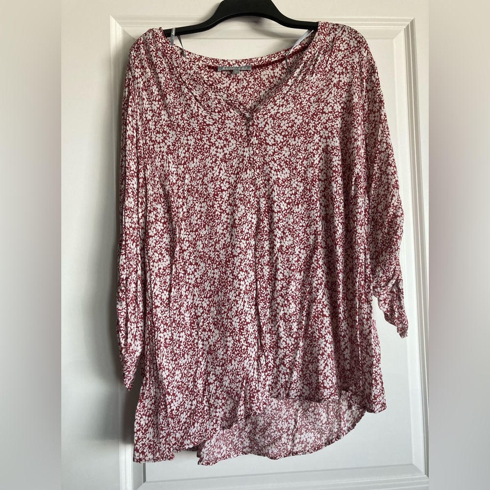 Floral print blouse